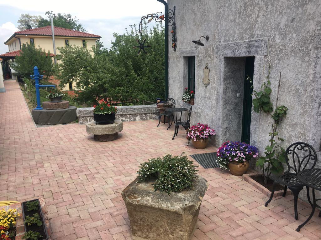 Boutique Hotel Pri Mlyne Лозорно Екстериор снимка